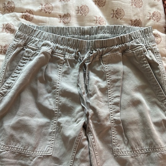 Zara The Weekend Jogger - light blue - Medium - Never Worn - Picture 3 of 3